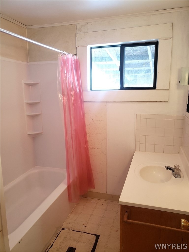 91 Springville Avenue - Photo 4