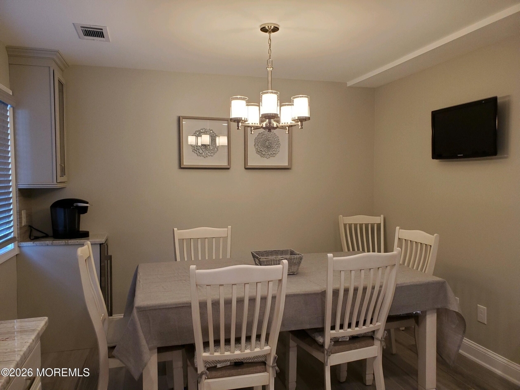 1704 Grand Central Avenue - Photo 3