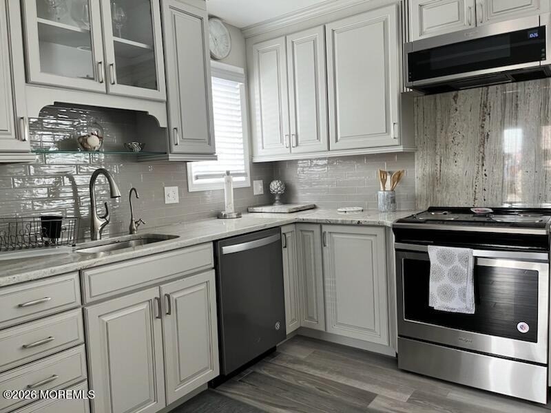 1704 Grand Central Avenue - Photo 2