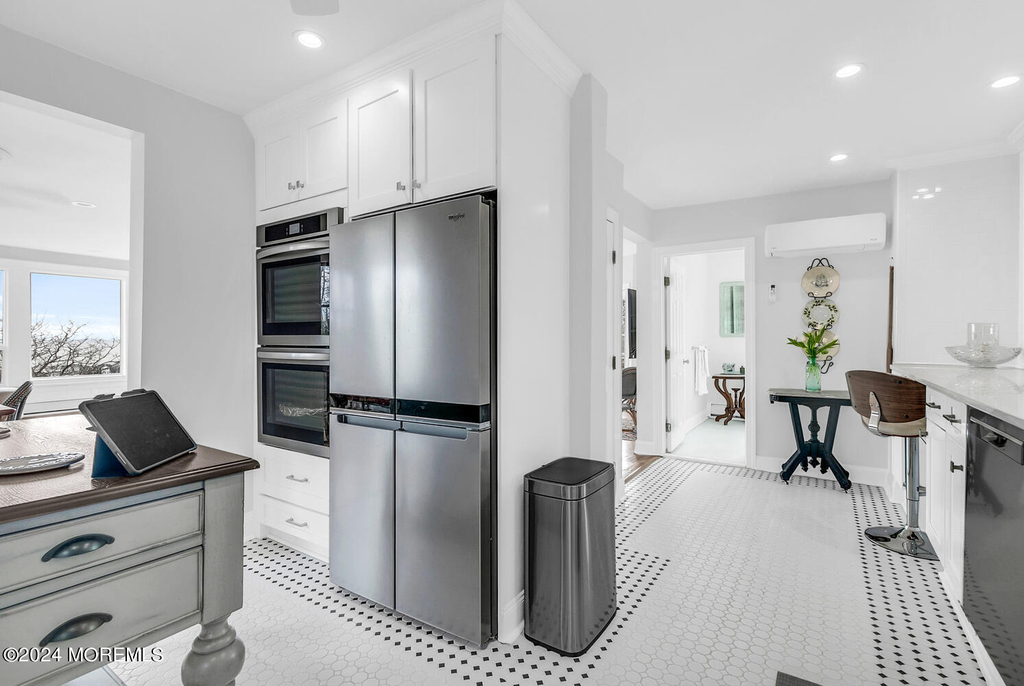 157 Portland Road - Photo 4
