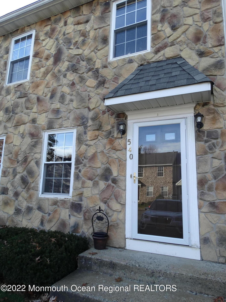 540 Davids Court - Photo 1