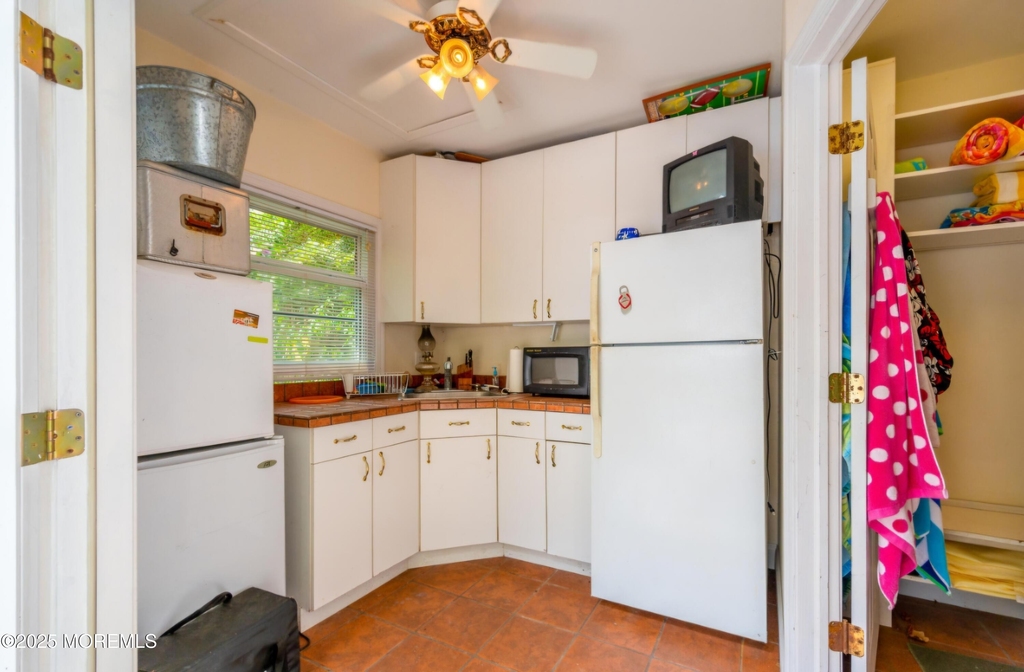 1577 Country Club Lane - Photo 16