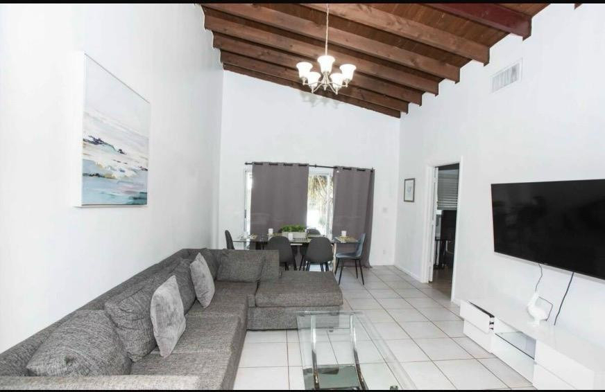 2456 Sw 54th Street - Photo 1