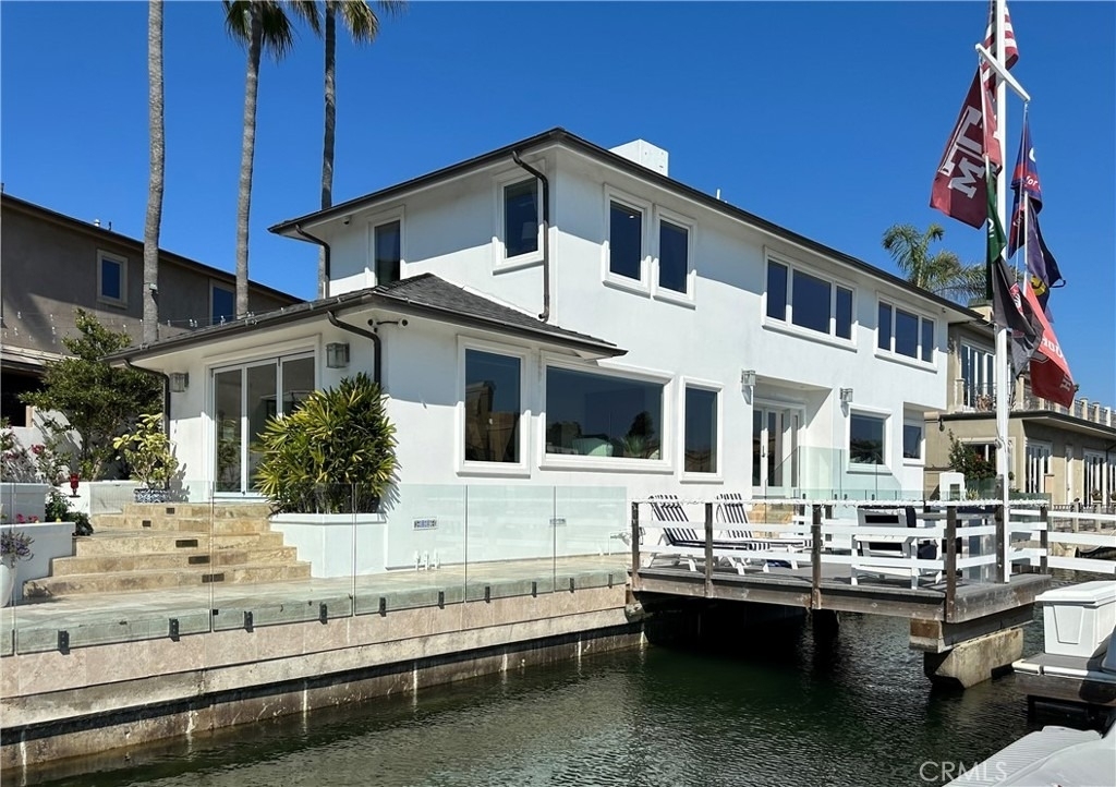 7 Balboa Coves - Photo 0