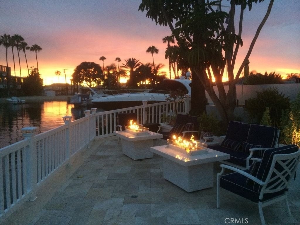 7 Balboa Coves - Photo 19