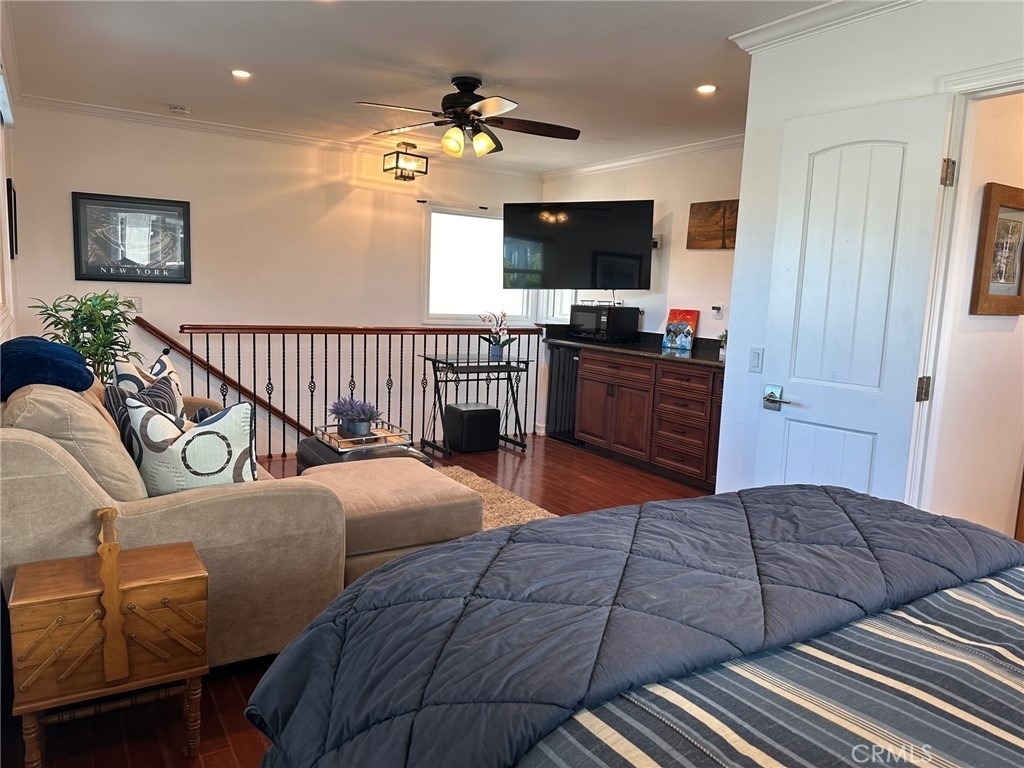 7 Balboa Coves - Photo 11