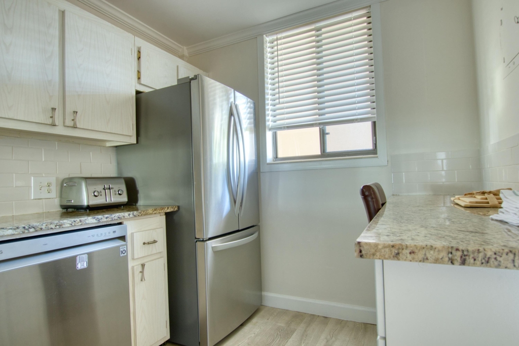 4345 Trevi Court - Photo 2