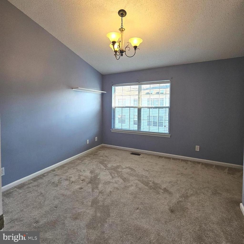 8202 Catbird Circle - Photo 17