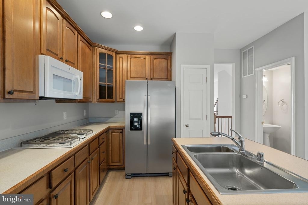 1026 Longview Ln. - Photo 2