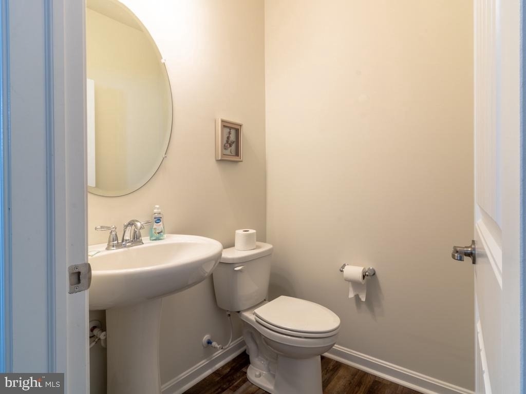 35059 Dundee Street - Photo 1