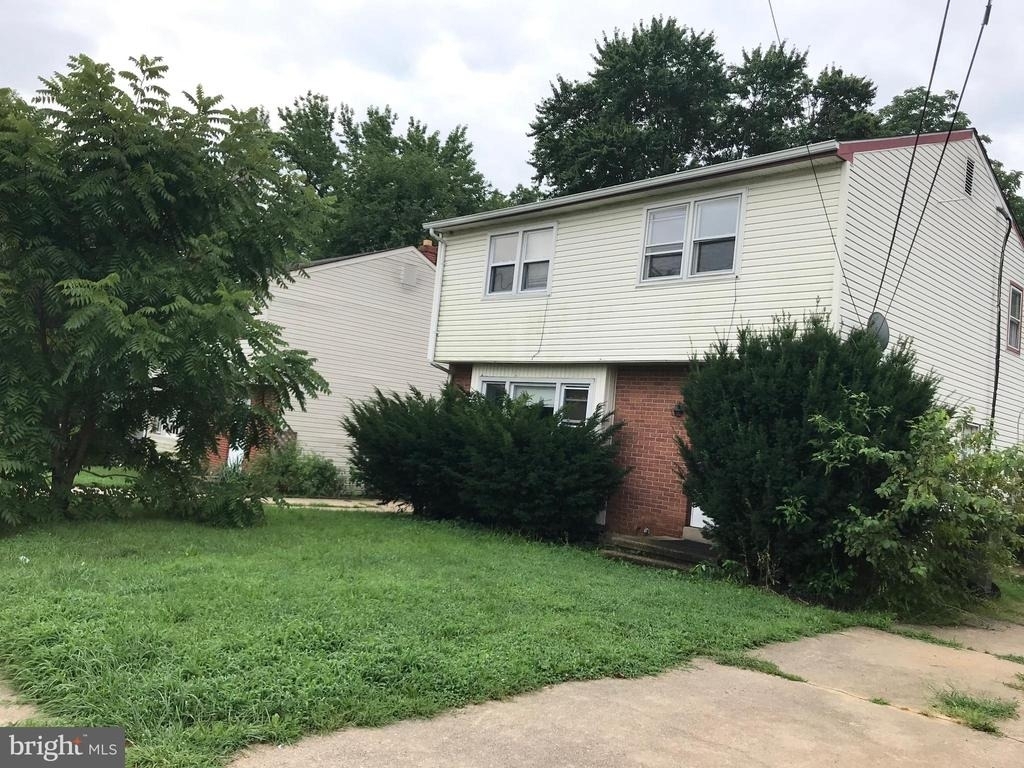215 Murray Road - Photo 0