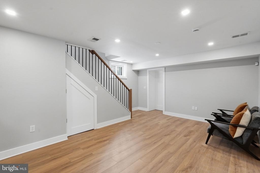 1301 Somerset Place Nw - Photo 12