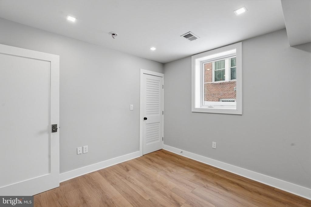 1301 Somerset Place Nw - Photo 7