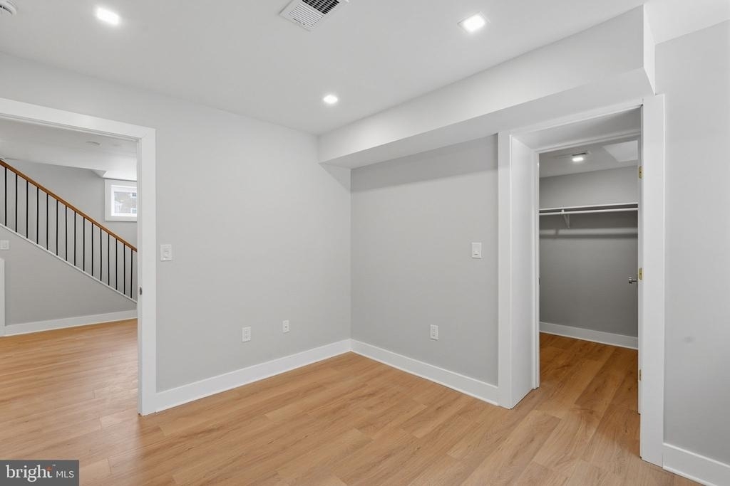 1301 Somerset Place Nw - Photo 19