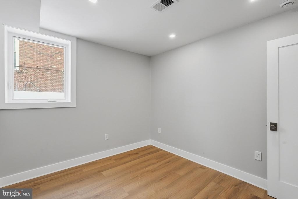 1301 Somerset Place Nw - Photo 20