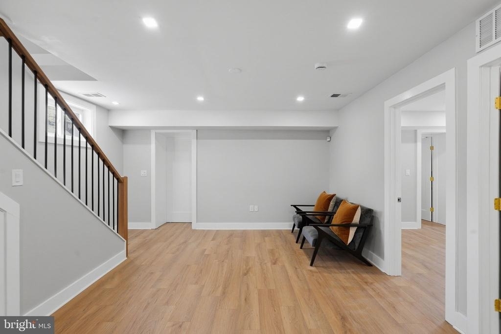 1301 Somerset Place Nw - Photo 13