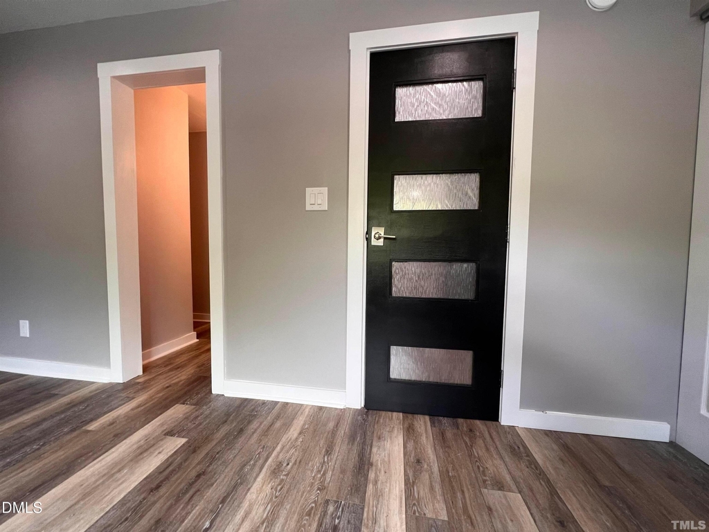 220 Elizabeth Street - Photo 70