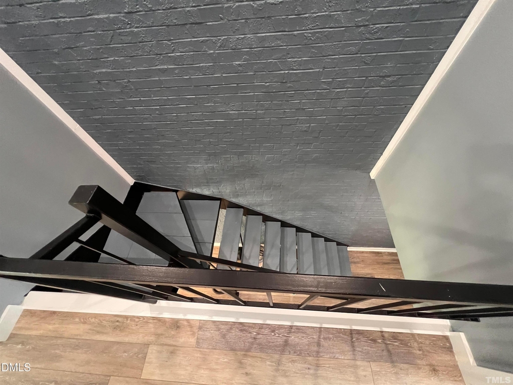 220 Elizabeth Street - Photo 80