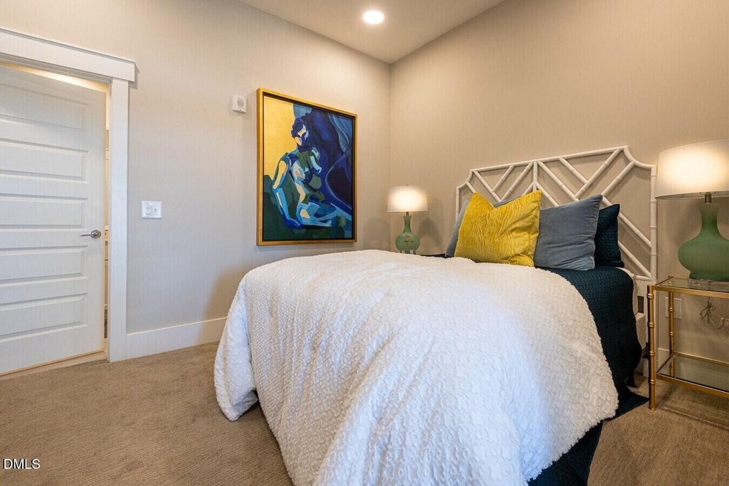 600 Carraway Crossing - Photo 11