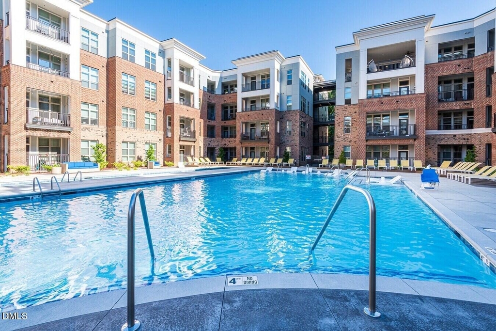 600 Carraway Crossing - Photo 25
