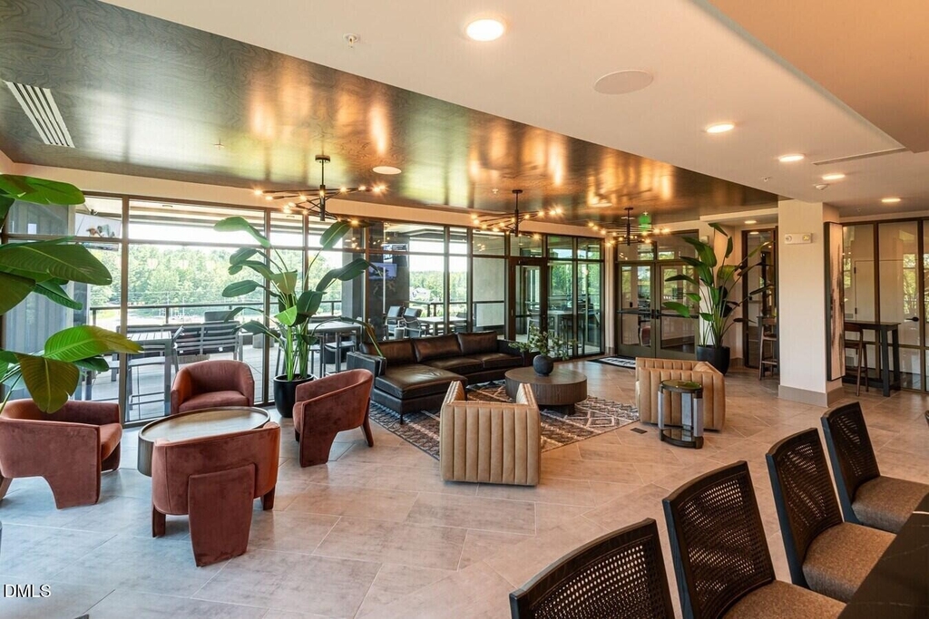 600 Carraway Crossing - Photo 7