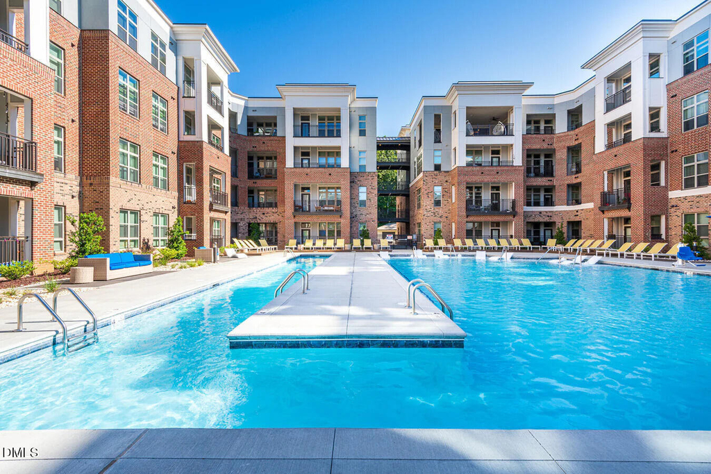 600 Carraway Crossing - Photo 1