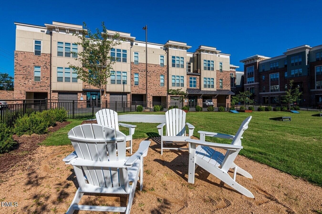 600 Carraway Crossing - Photo 28