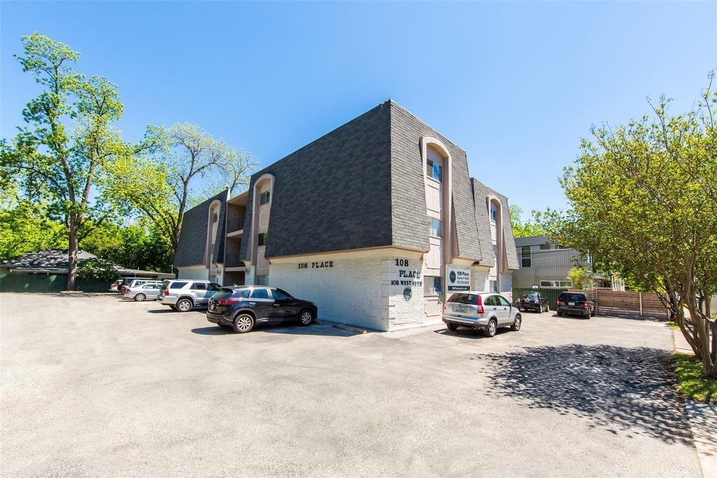 108 W 45th - Photo 6