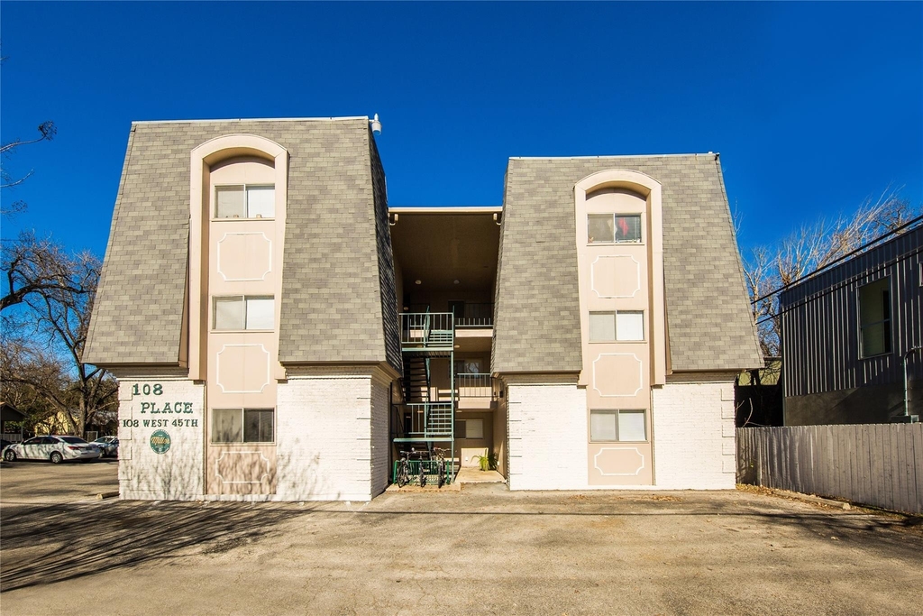 108 W 45th - Photo 1