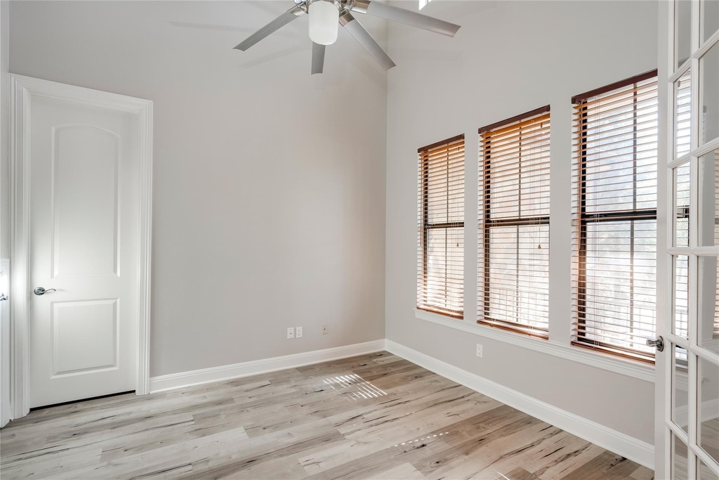 12600 River Bnd - Photo 19