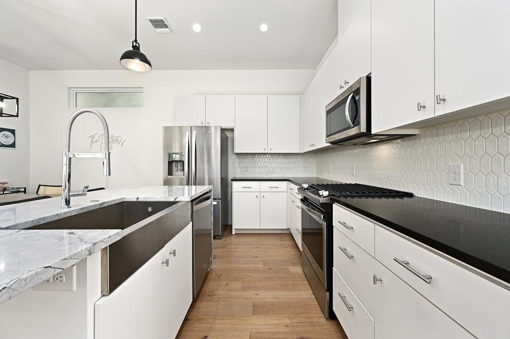5212 Huisache St - Photo 10