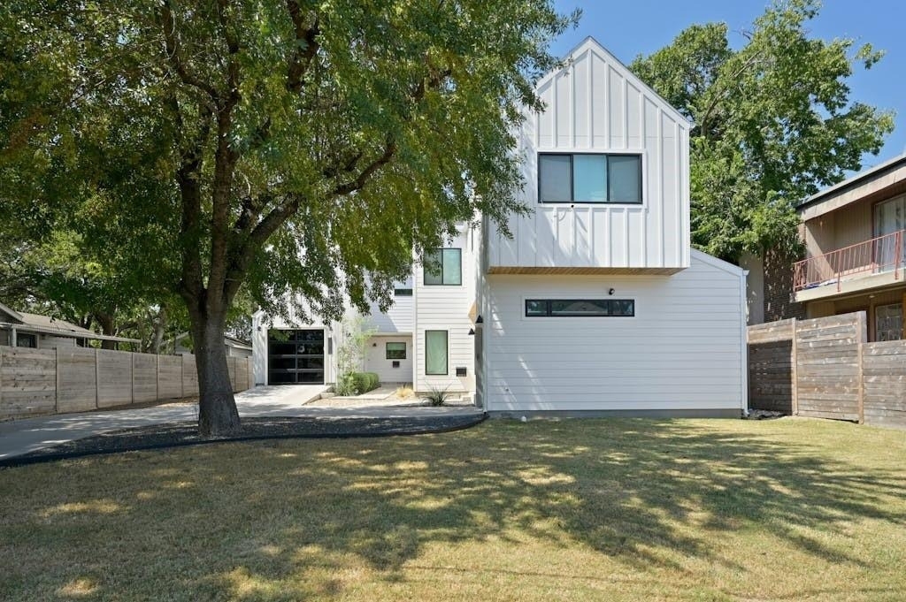 5212 Huisache St - Photo 1