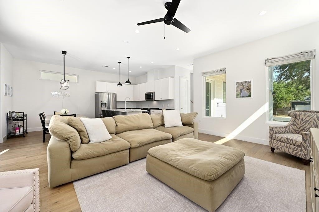 5212 Huisache St - Photo 3