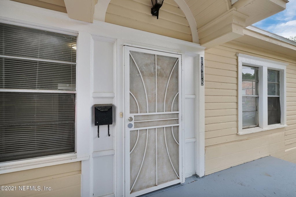 6418 Sapphire Drive - Photo 22