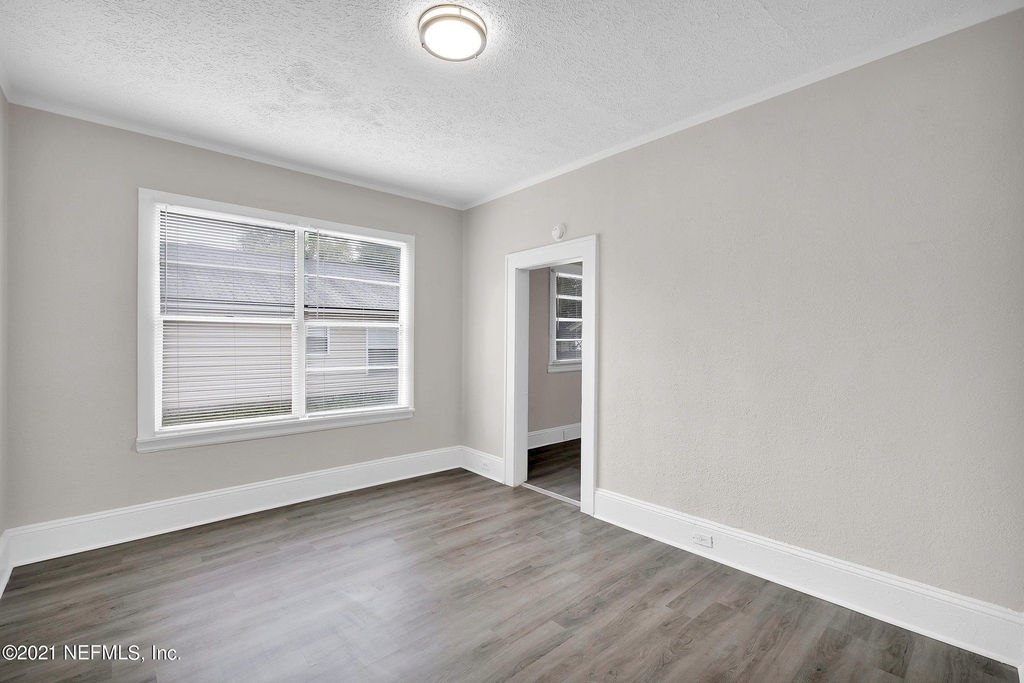 6418 Sapphire Drive - Photo 6