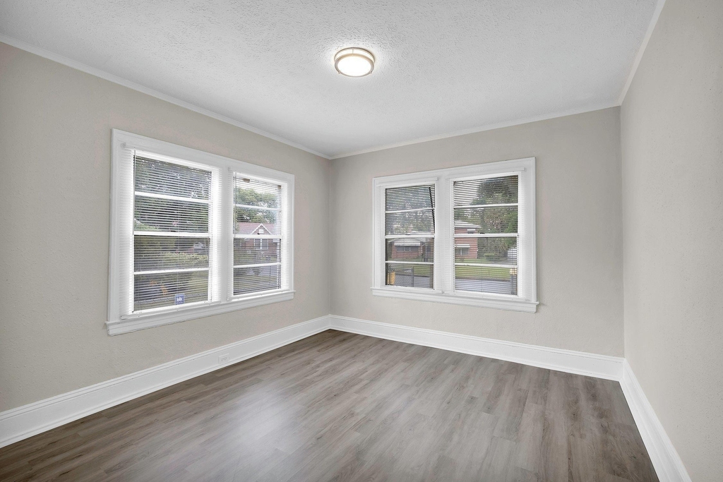 6418 Sapphire Drive - Photo 5