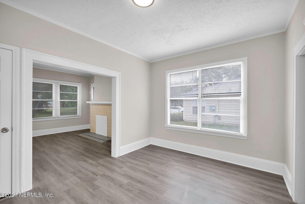 6418 Sapphire Drive - Photo 16