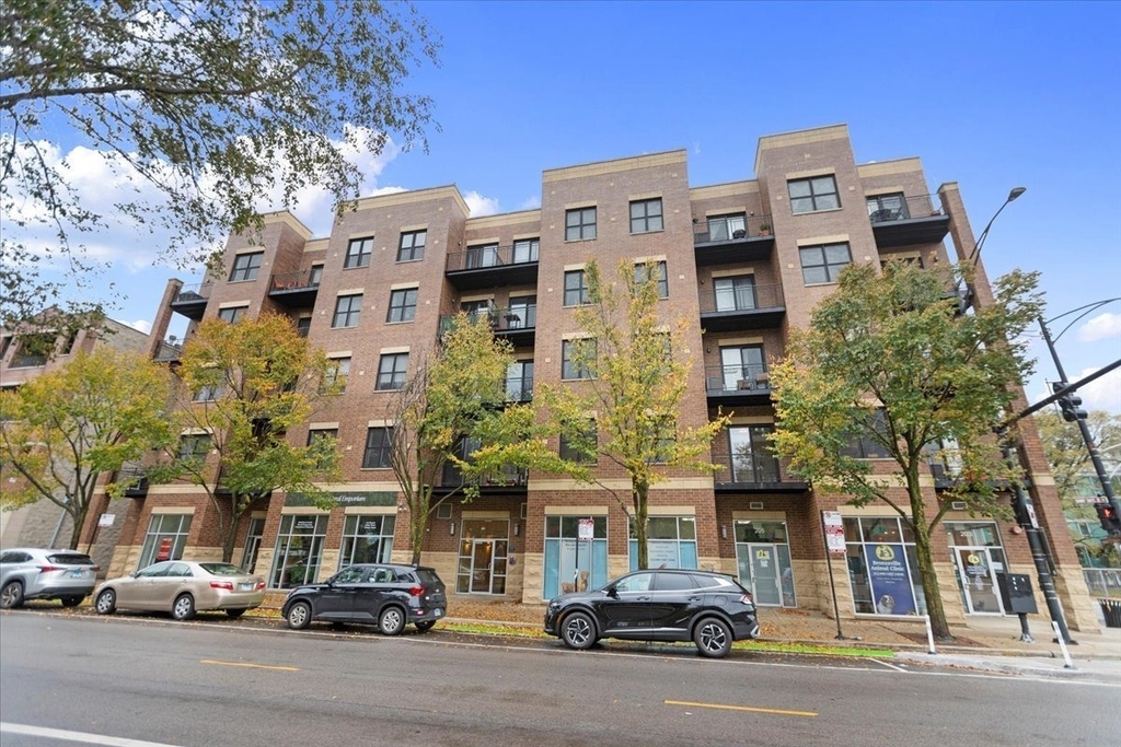 207 E 31st Street - Photo 0