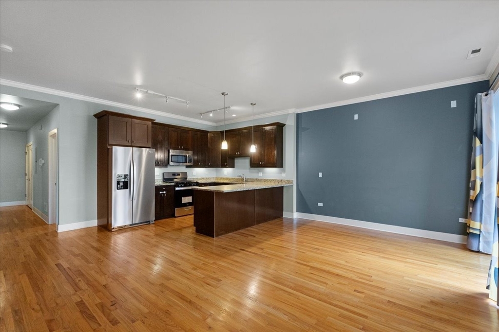 207 E 31st Street - Photo 1