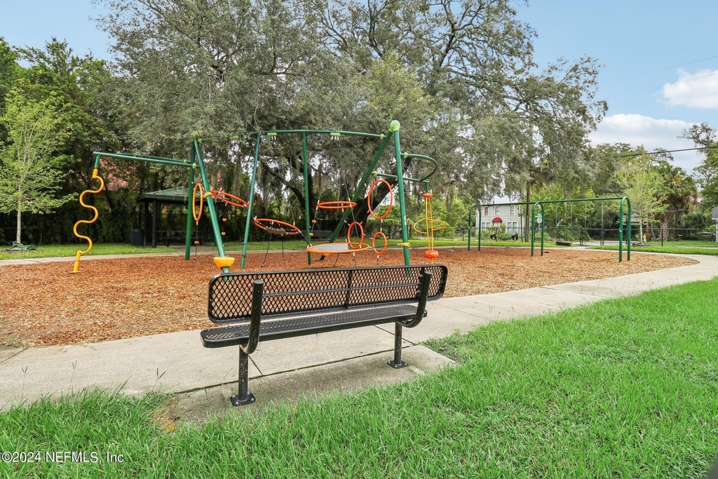 1900 Danese Court - Photo 11