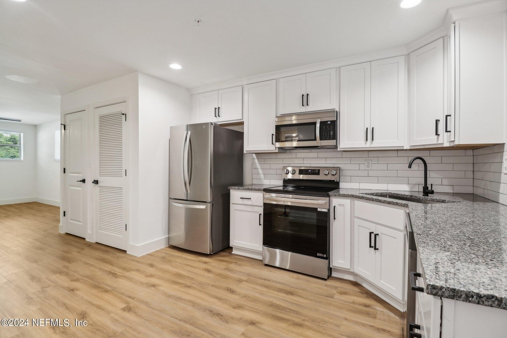 1900 Danese Court - Photo 3