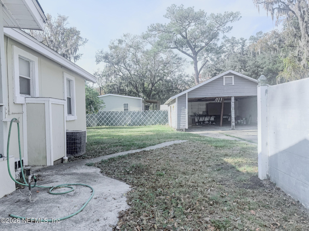 10728 Old Kings Road - Photo 15