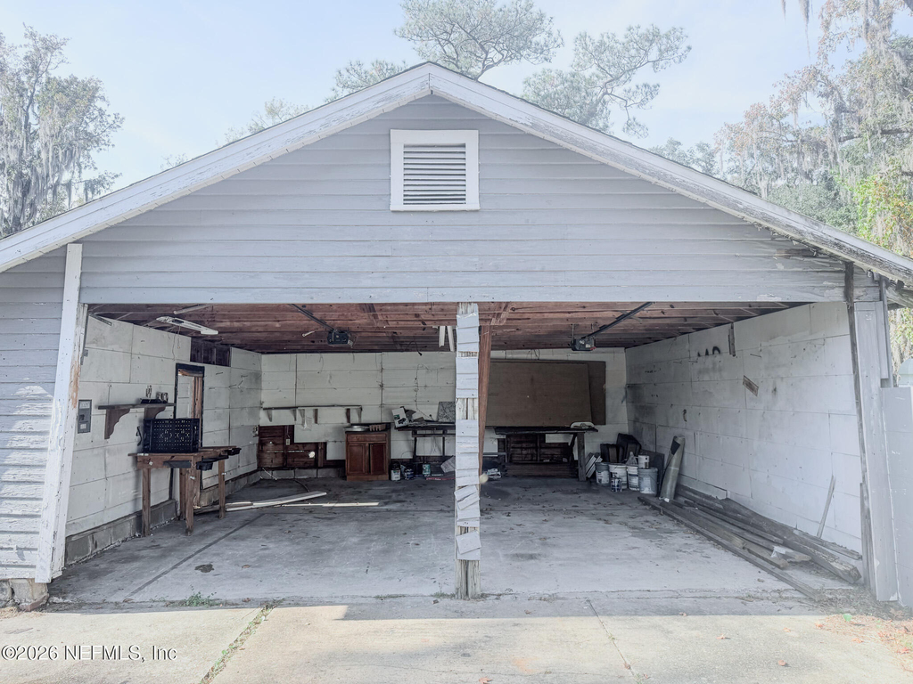 10728 Old Kings Road - Photo 18