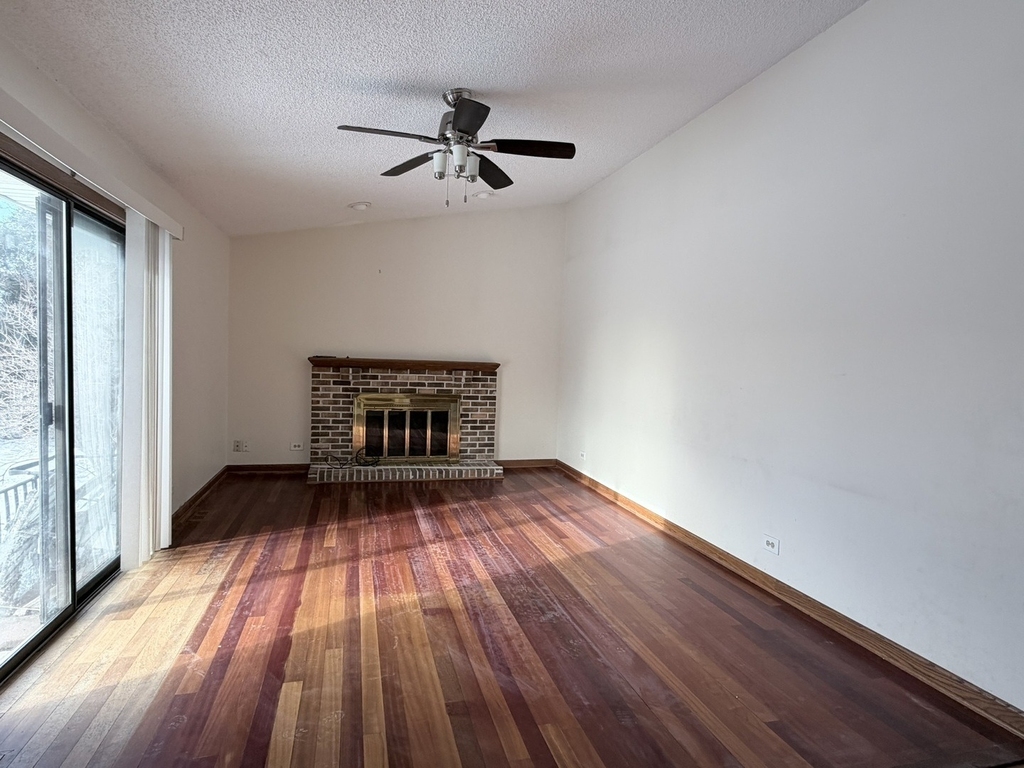 1817 Altoona Court - Photo 5