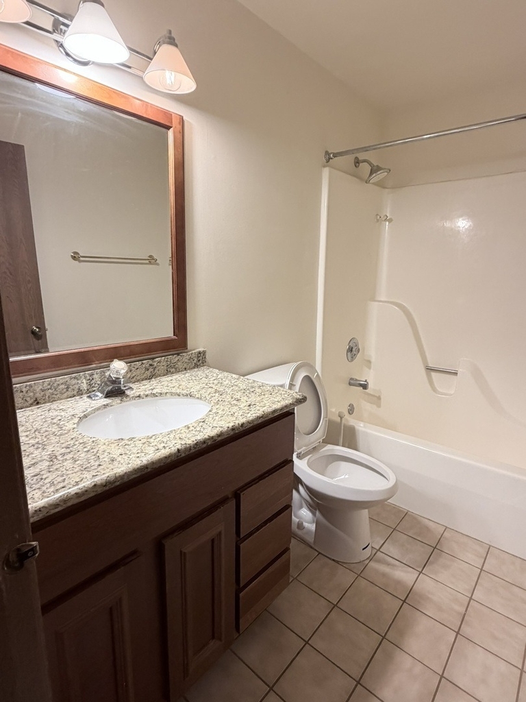 1817 Altoona Court - Photo 12