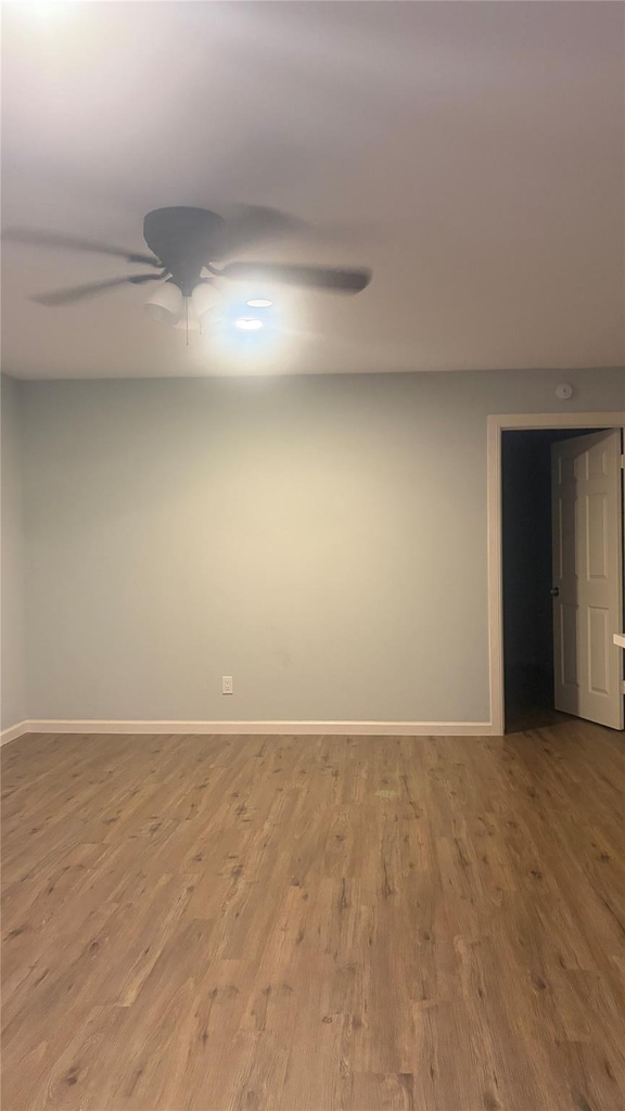4624 Bell Street - Photo 2