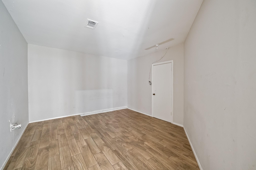 20115 Raingate Lane - Photo 16