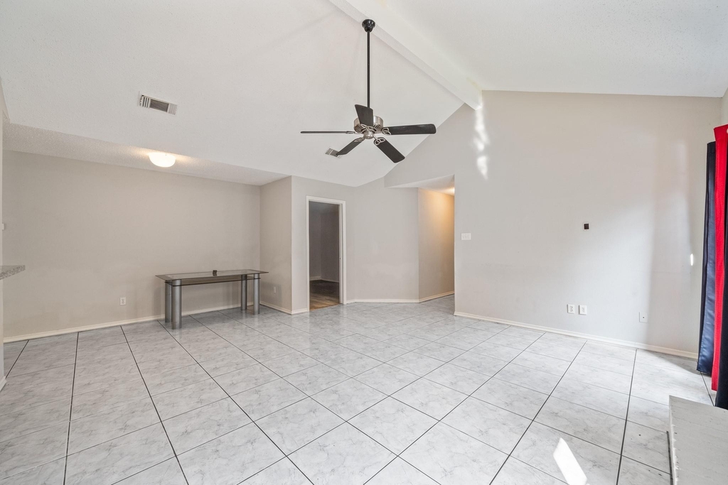 20115 Raingate Lane - Photo 8