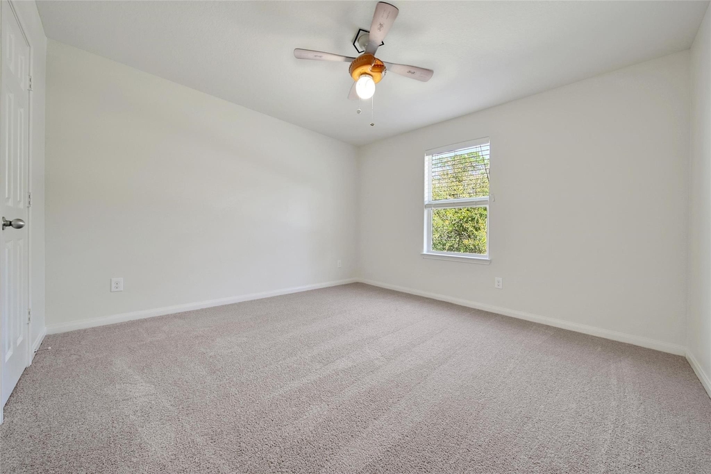 305 Crooked Pine Court - Photo 12
