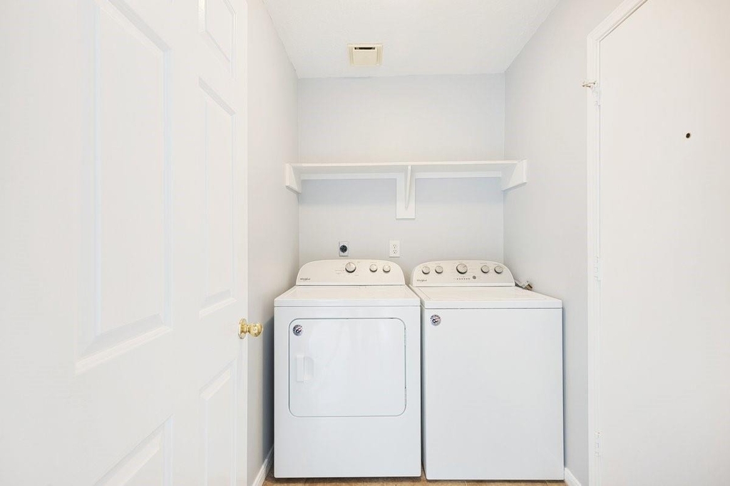 2922 Abbey Field Drive - Photo 7
